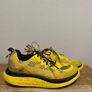 KEEN WK400 Walking Shoe Golden Spice/Gold Flame Men's Sz 12